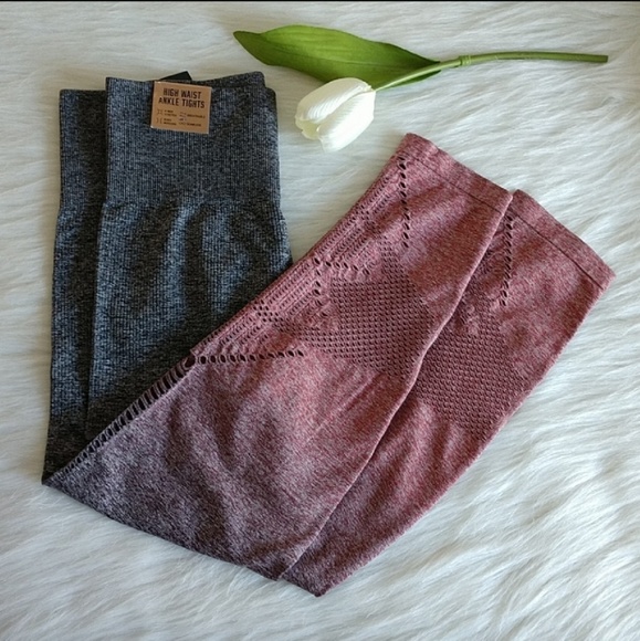 PINK Victoria's Secret Pants - Size S🌺PINK VICTORIA'S SECRET ANKLE LEGGINGS